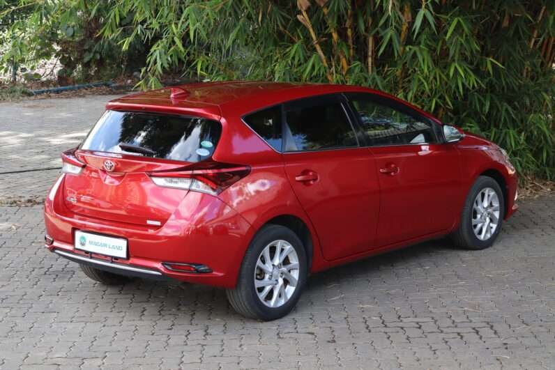Used 2016 Toyota Auris