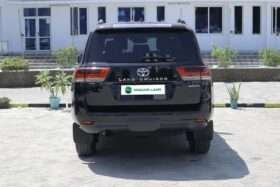 New 2022 Toyota LC300 SAHARA