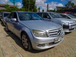 Used 2010 Mercedes-Benz C200