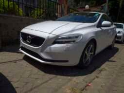 New 2017 Volvo V40