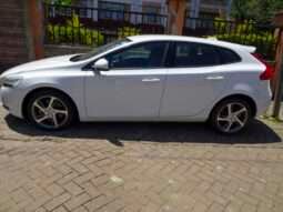 New 2017 Volvo V40