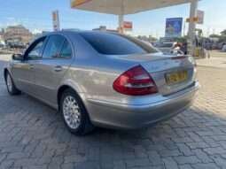 Local Used 2004 Mercedes E200