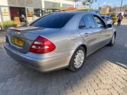 Local Used 2004 Mercedes E200