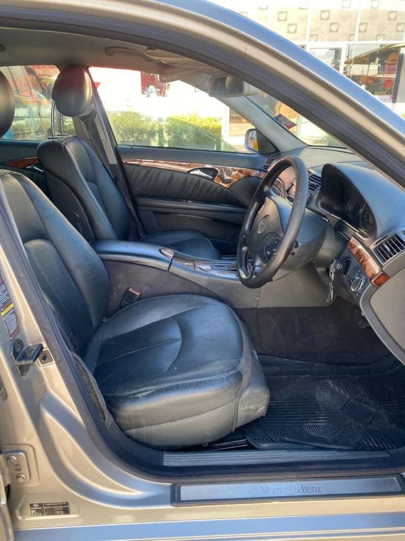 Local Used 2004 Mercedes E200