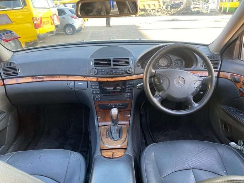 Local Used 2004 Mercedes E200