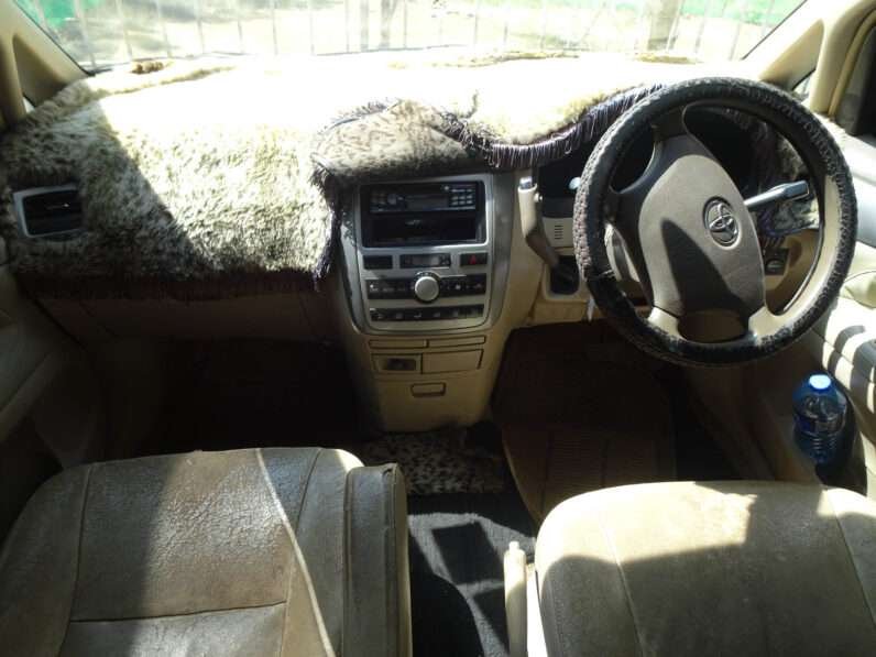 Local Used 2004 Toyota IPSUM