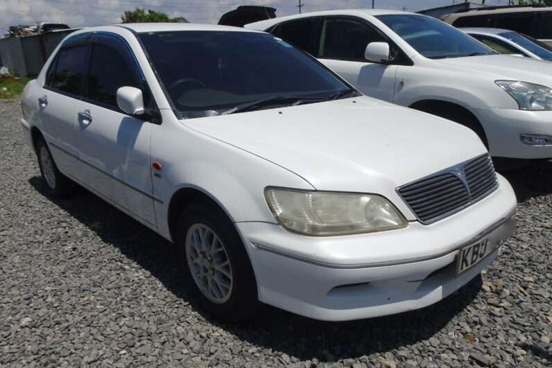 Local Used 2003 Mitsubishi CEDIA