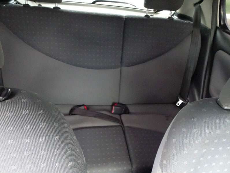 Local Used 2005 Toyota Vitz