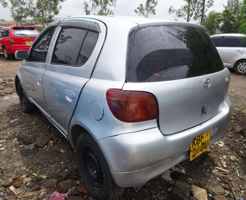 Local Used 2004 Toyota Vitz