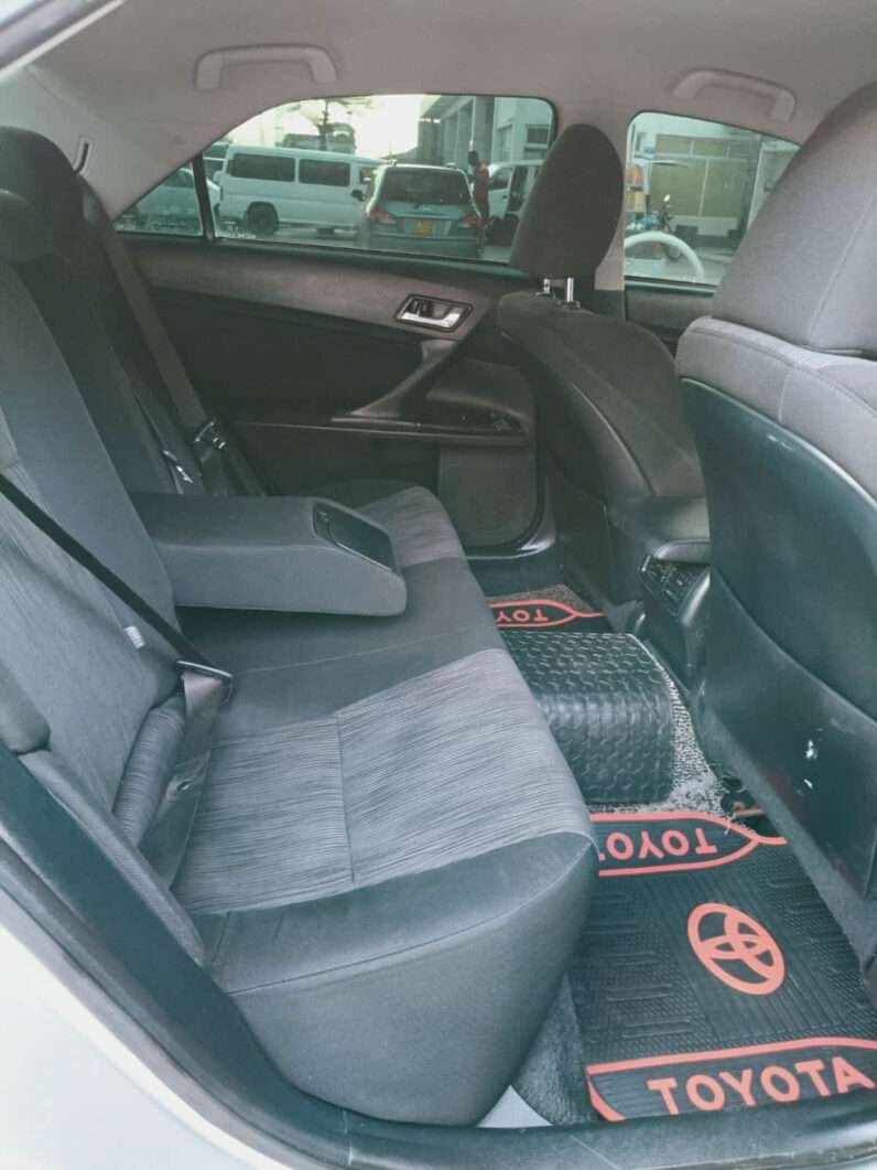 Local Used 2011 Toyota Mark X