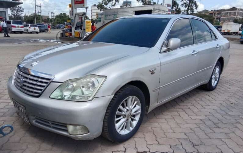 Local Used 2005 Toyota Crown
