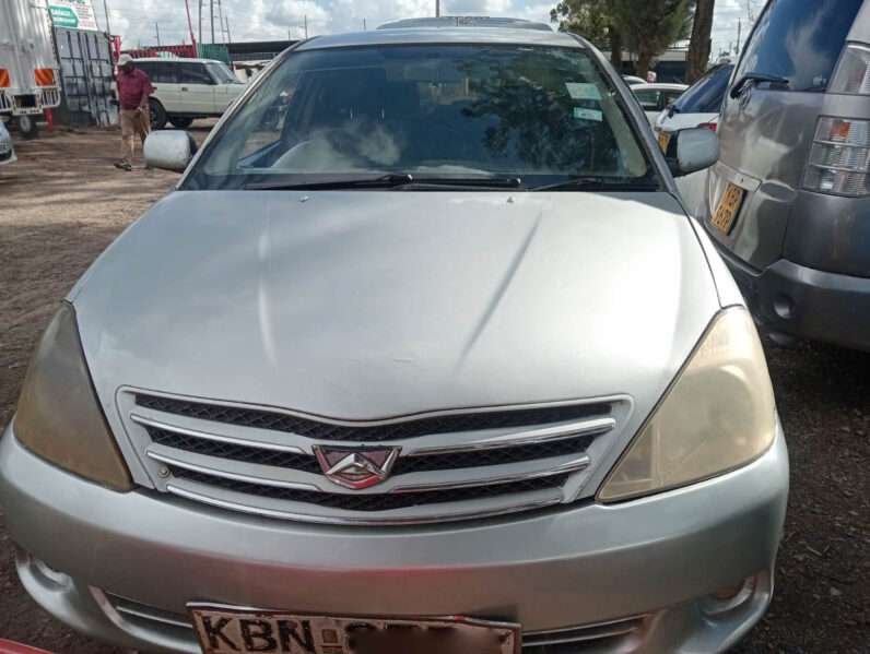 Local Used 2005 Toyota ALLION