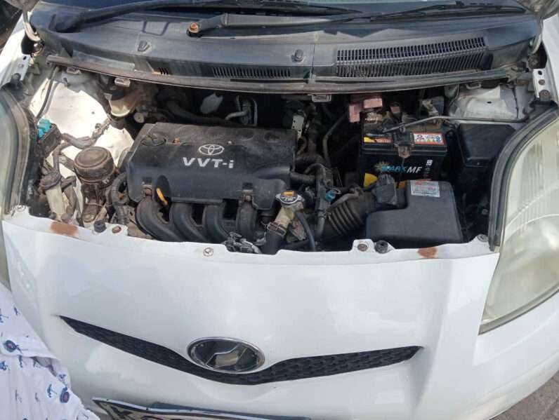 Local Used 2011 Toyota Vitz