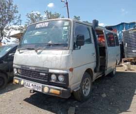 Local Used 2000 Nissan CARAVAN