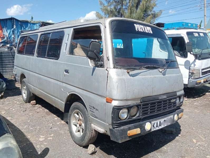 Local Used 2000 Nissan CARAVAN