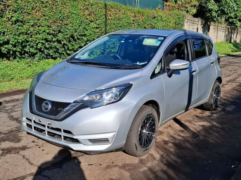 FRESH IMPORT 2017 Nissan Note