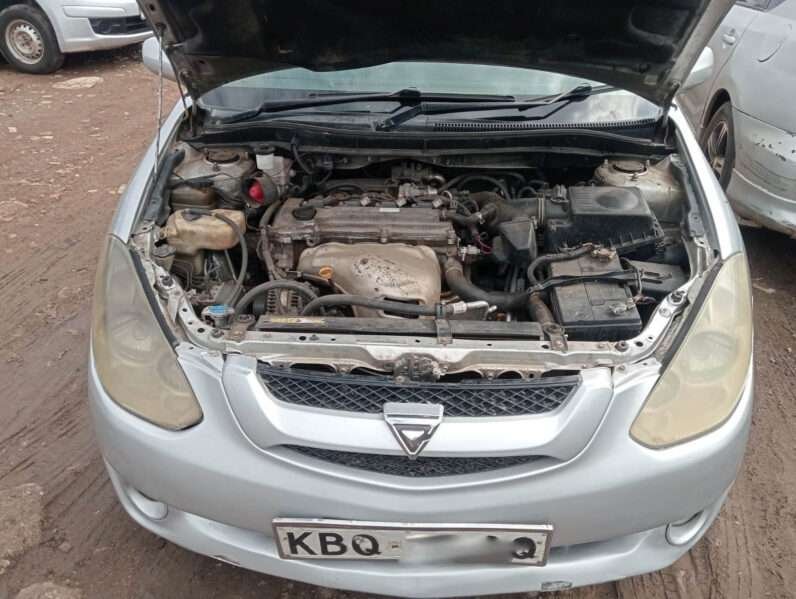 Local Used 2005 Toyota caldina