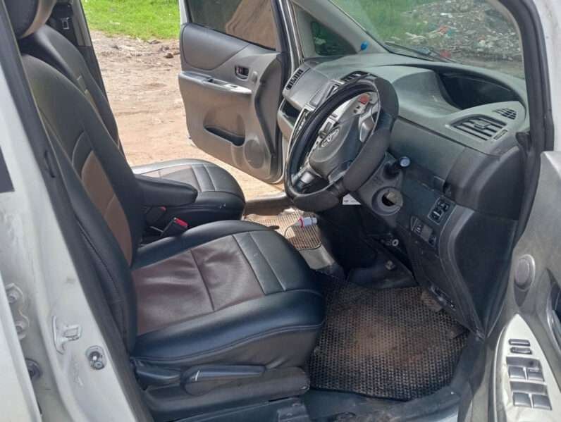 Local Used 2008 Toyota Ractis
