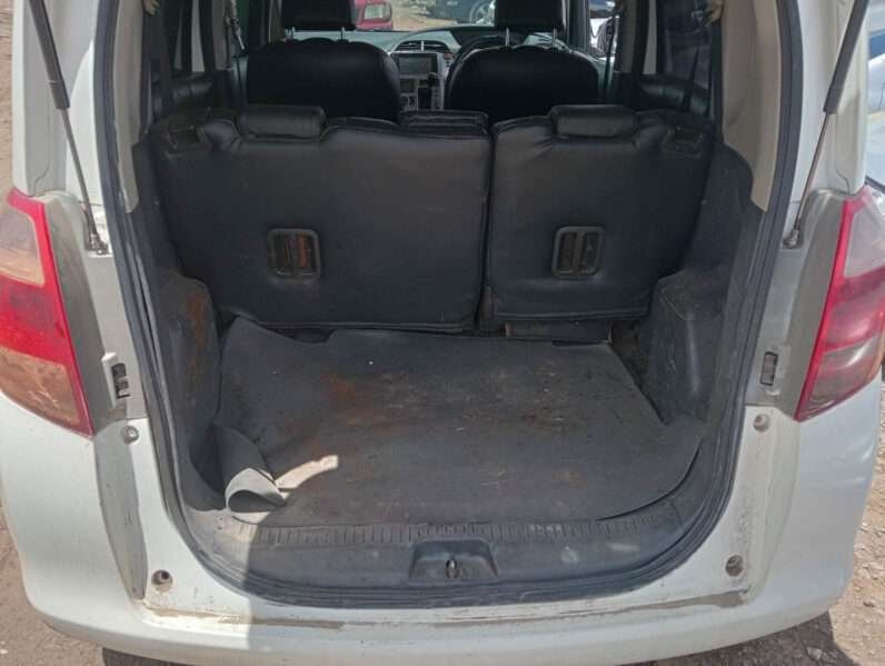 Local Used 2008 Toyota Ractis