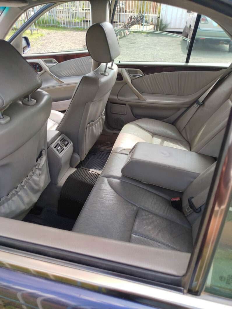 Local Used 2001 Mercedes E200
