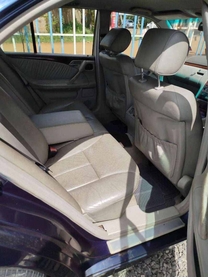 Local Used 2001 Mercedes E200