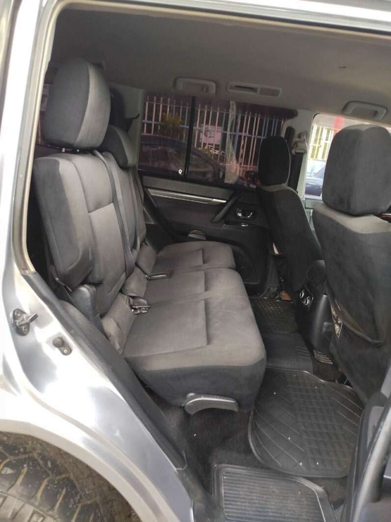 Local Used 2009 Mitsubishi PAJERO EXCEED