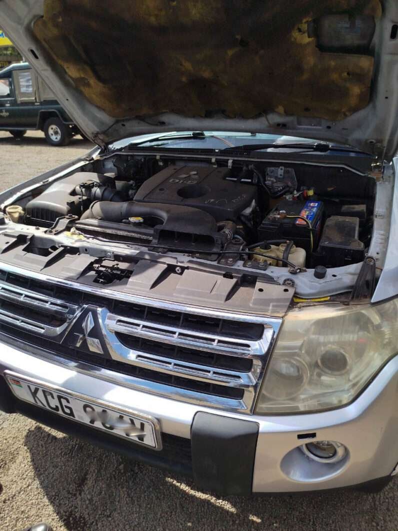 Local Used 2009 Mitsubishi PAJERO EXCEED