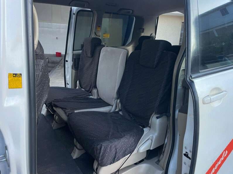 Local Used 2008 Toyota Noah