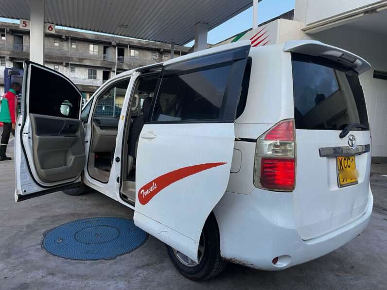 Local Used 2008 Toyota Noah