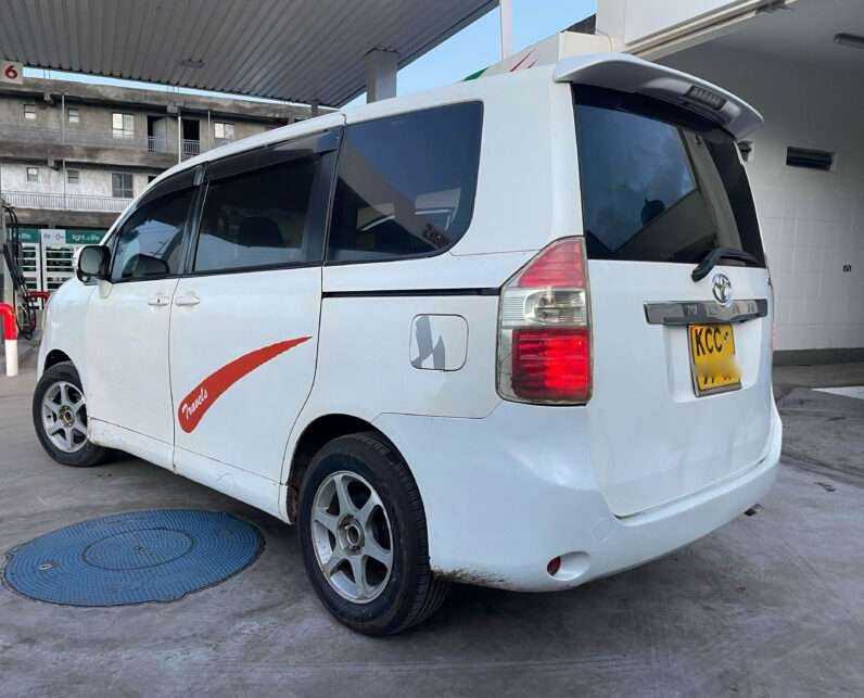 Local Used 2008 Toyota Noah
