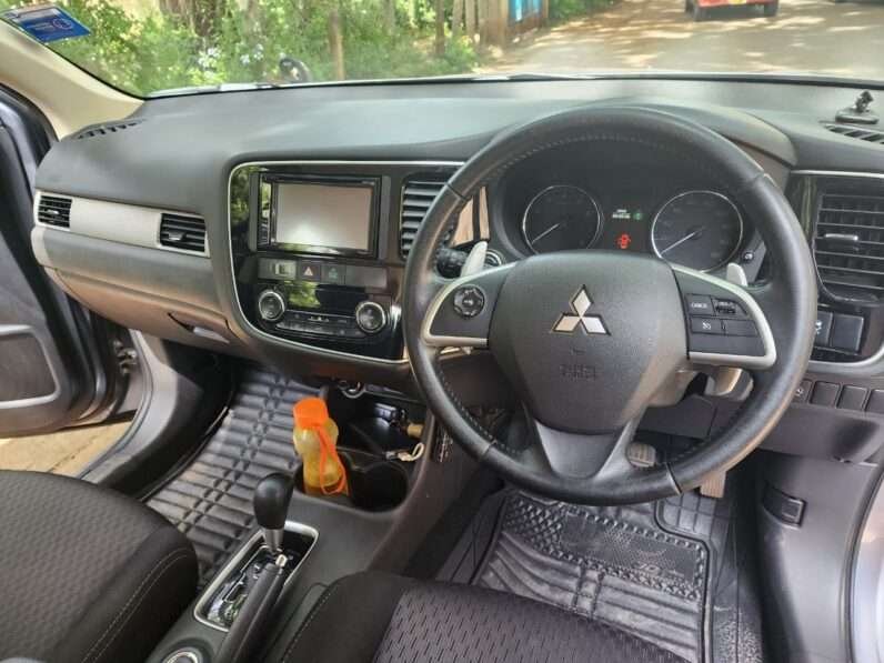 Local Used 2015 Mitsubishi Outlander