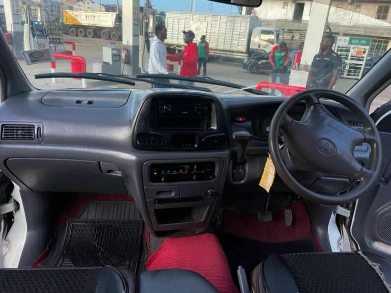 Local Used 2006 Toyota TownAce